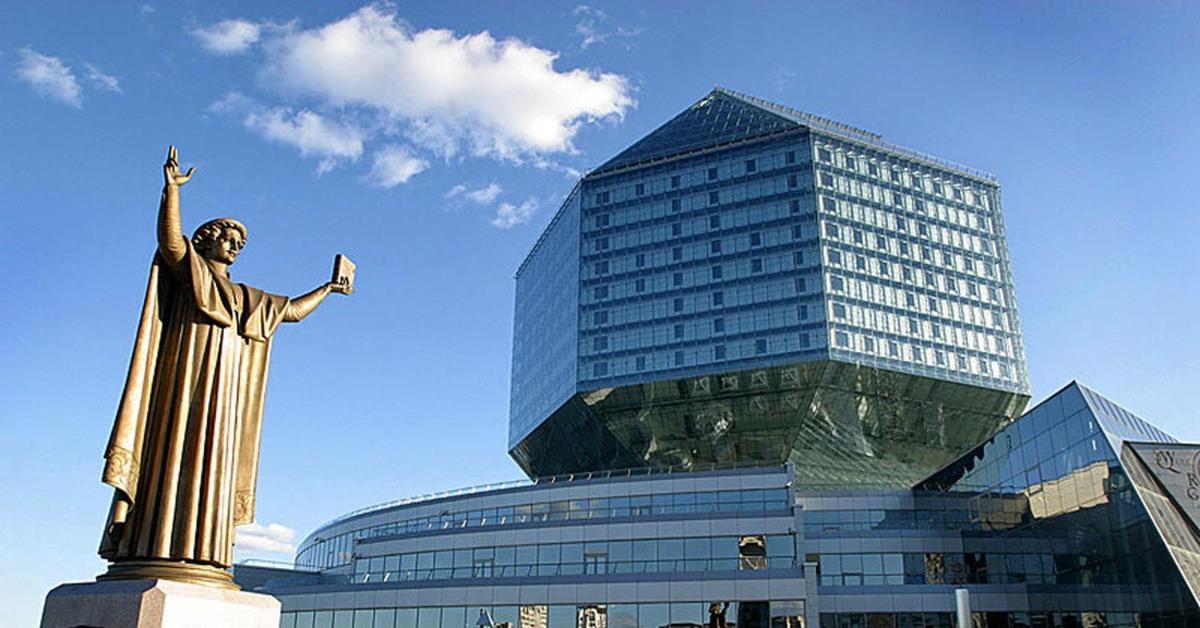 Premium Apartments Klimt On Picasso Boulevard Minsk Exterior foto