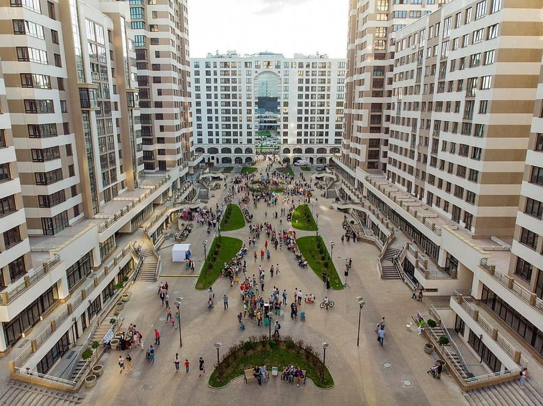 Premium Apartments Klimt On Picasso Boulevard Minsk Exterior foto